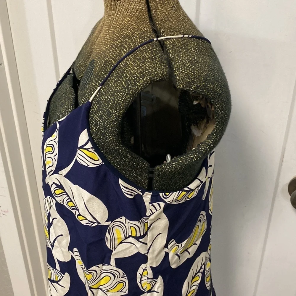 J.CREW SILK FLORAL RACERBACK TANK SIZE 4